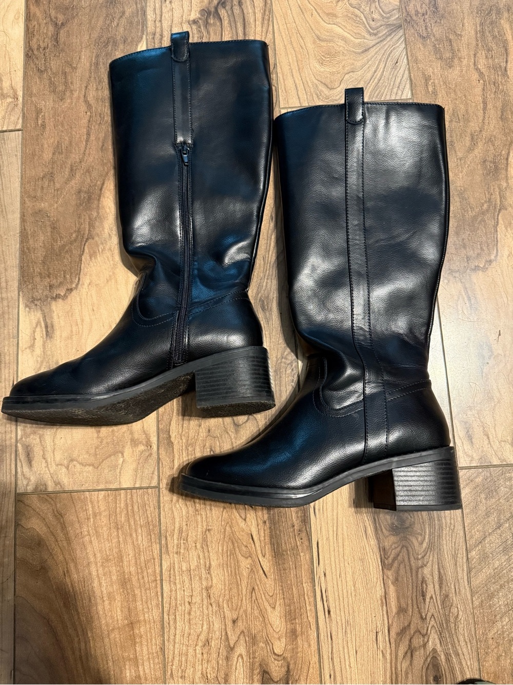 Classic Black Knee-High Leather Boots